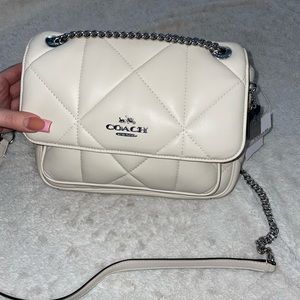 Coach Klare Crossbody 25 With Puffy Diamond Quilting